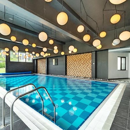 רזלוג Three Mountains Penthouse Apartment 647 מראה חיצוני תמונה